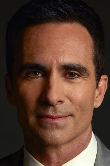 Nestor Carbonell