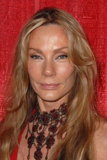 Virginia Hey