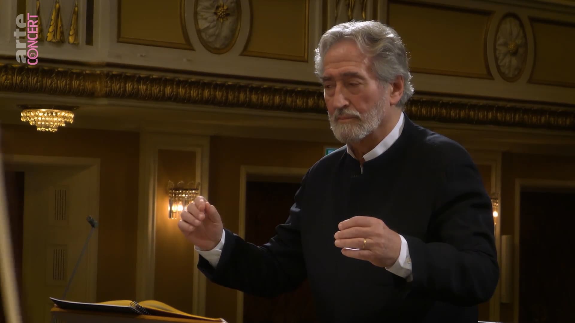 Jordi Savall dirige le Requiem de Mozart