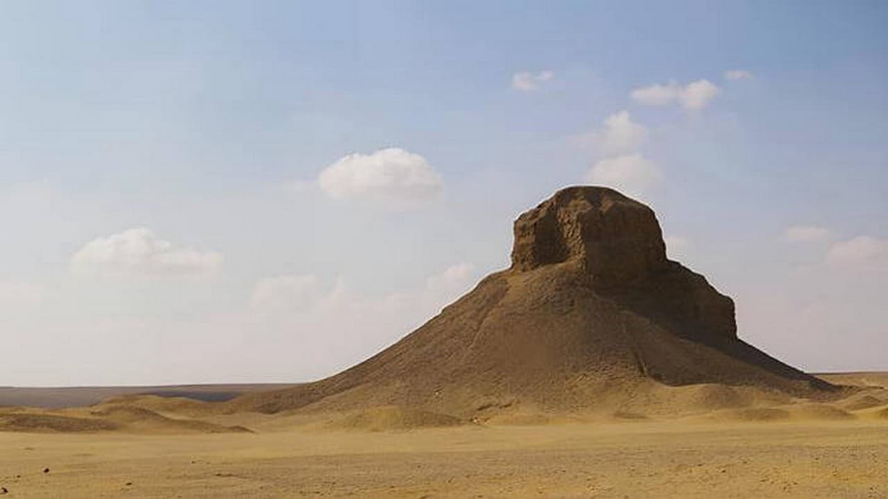 Pyramide noire : la mégastructure enfouie