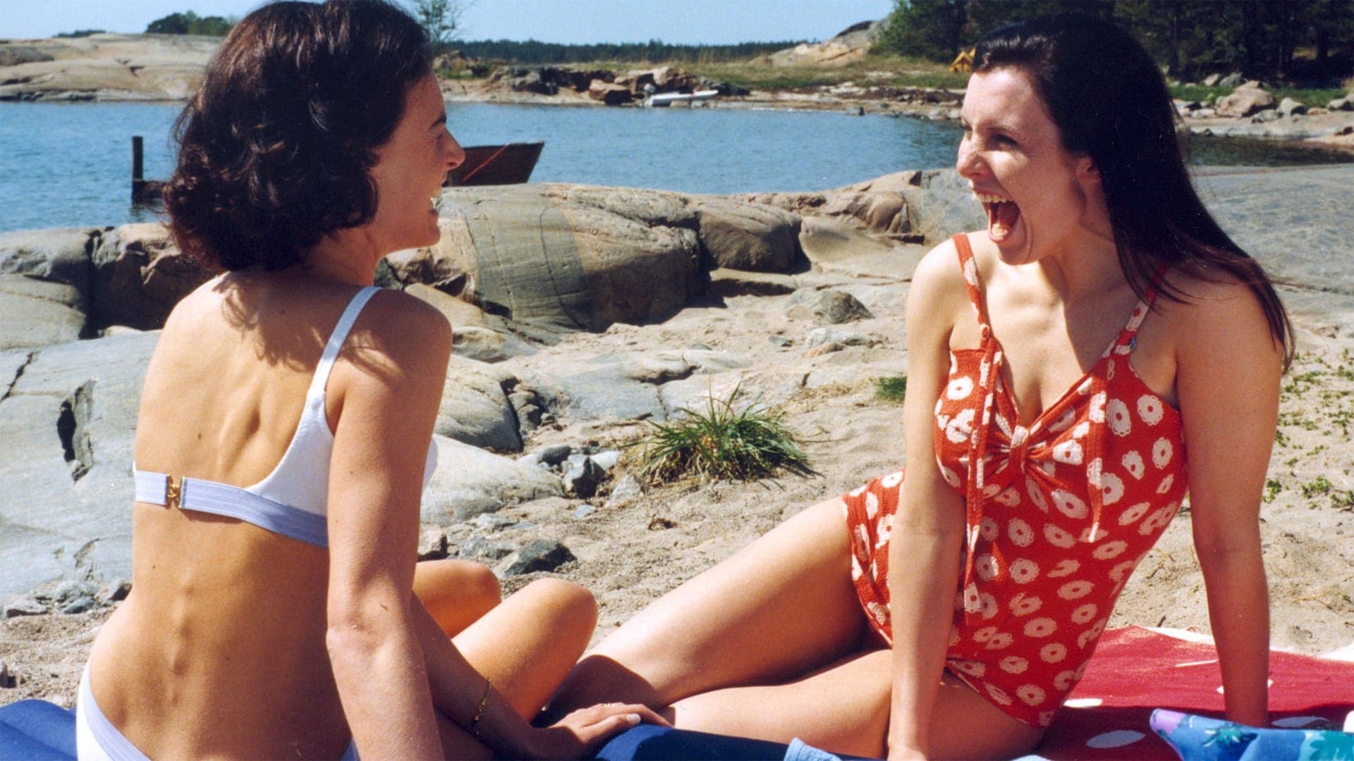 Amazing Women by the Sea