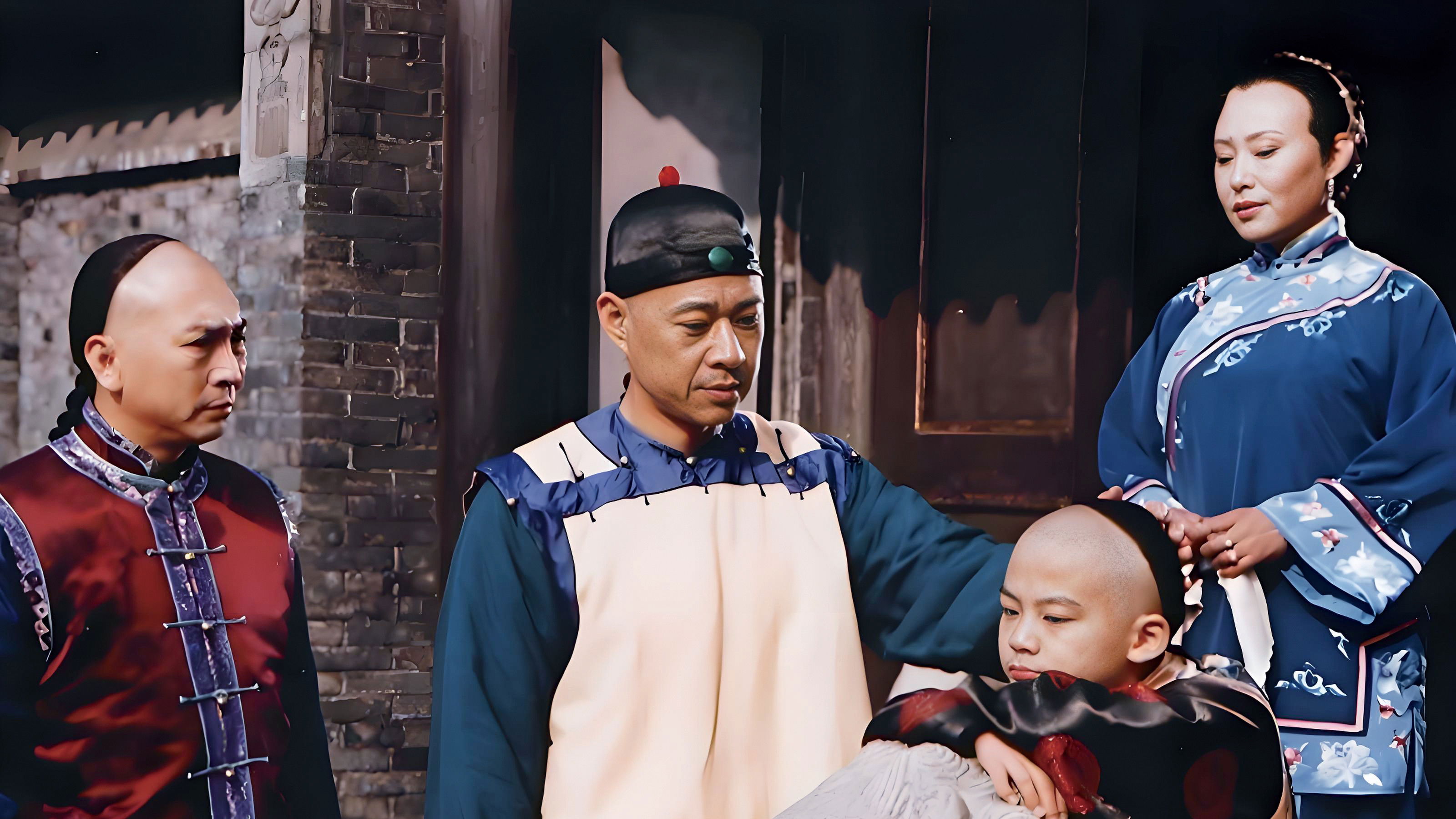 The Grand Mansion Gate