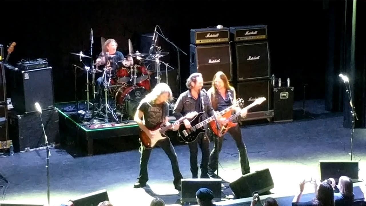 Winger Live