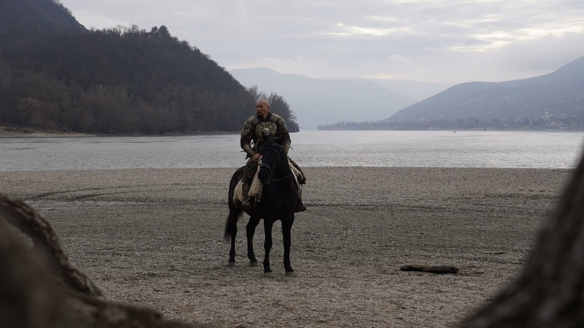 1242: Gateway to the West