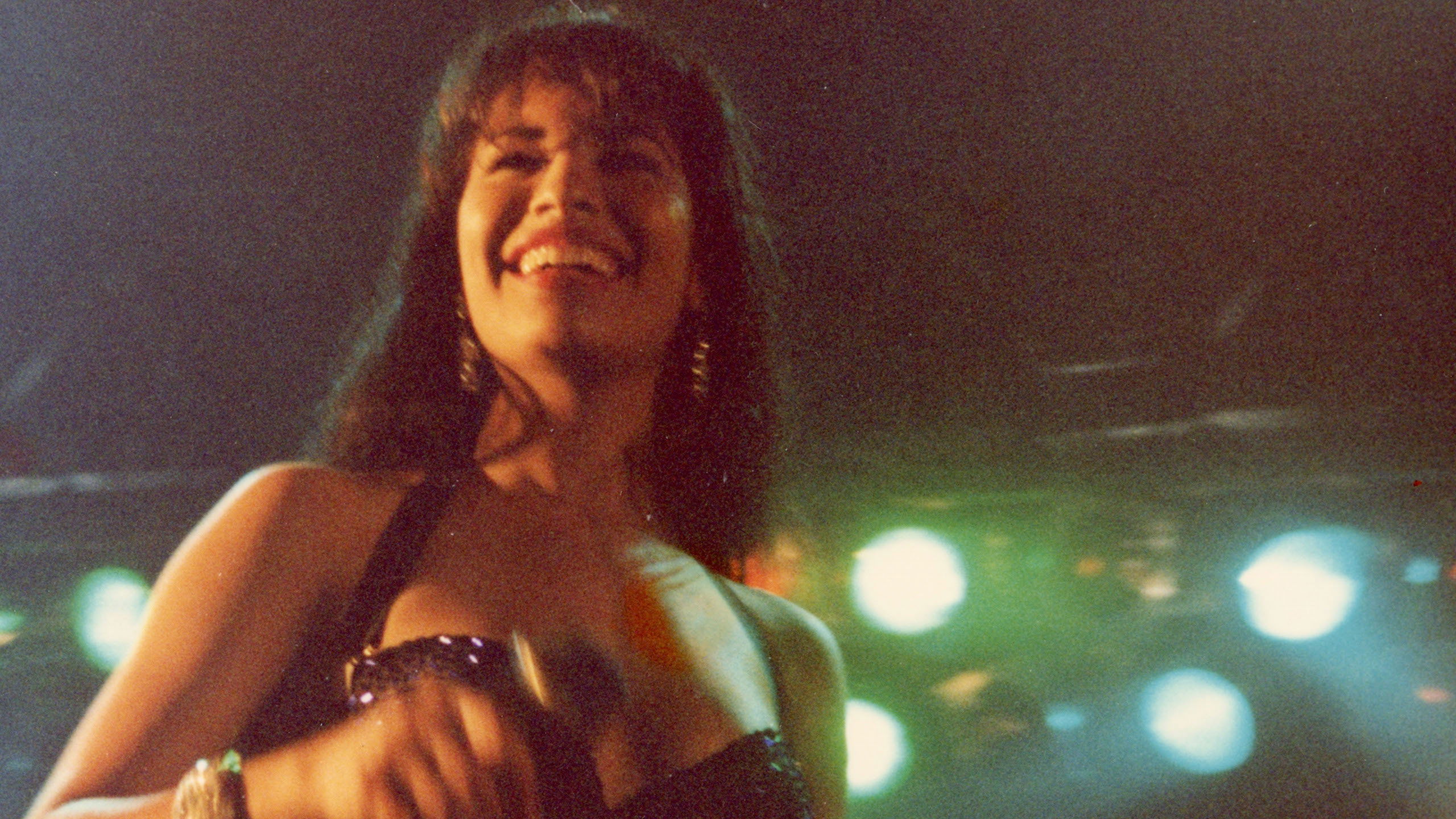 Selena y Los Dinos