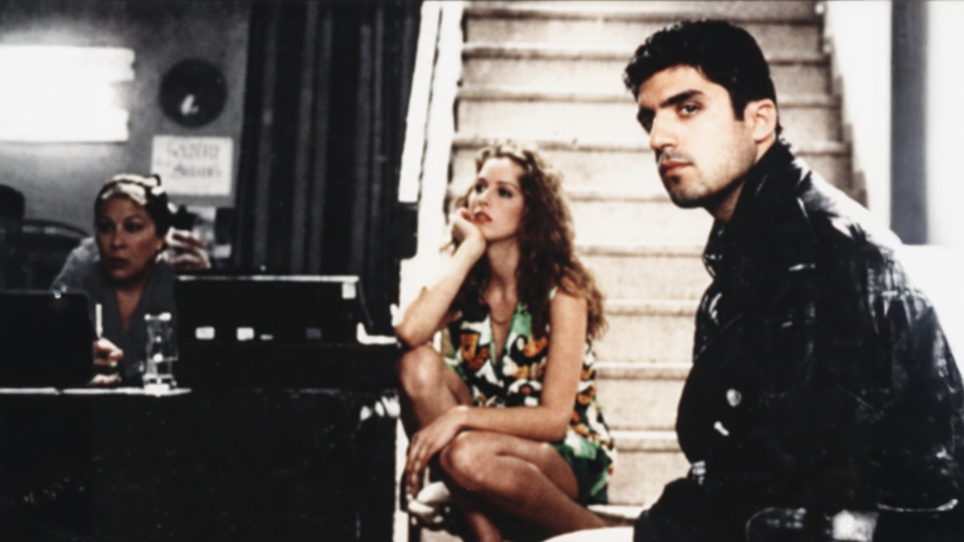 Loves with Gravity: Tell Her That I Love Her