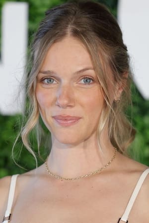 Tracy Spiridakos