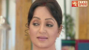 Siddhant's Mother Holds Court