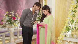 Viren's Attempts to Get Intimate With Shivanya