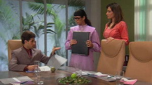 Jassi's Tarot Card Reading Reveals Her Love