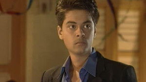 Jhon The Monkey Came In Front Of Mona