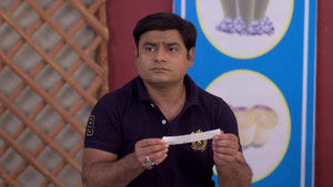 Saxena Tries to Help Vibhuti and Tiwari With Their Restlessness