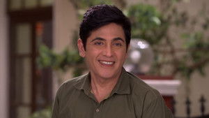 Brett Lee Arrives In Modern Colony