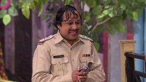 Teeka and Malkhan Harass Masterji to Learn Manners