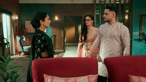 Vishakha Reveals She is Vikrant’s Mother