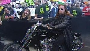 RAW is WAR 366