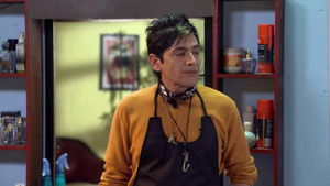 Vibhuti Gives Manmohan's Hair a Makeover