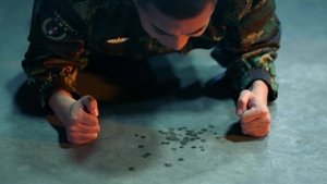 Xia Zhuo's Clever Squirrel Catch