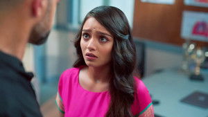 Poonam Urges Rajneesh