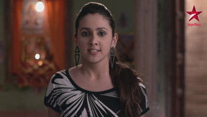 Uma Wants Her Dress Back