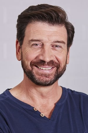 Nick Knowles