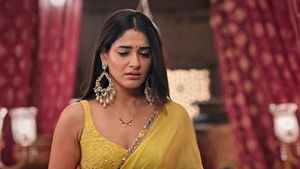 Pari Hides Her Pain