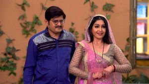 Tiwari Seeks Vibhuti's Help to Teach Angoori