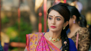 Hetal Takes The Children Away