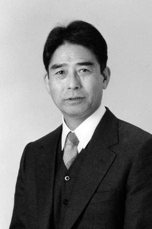 Tomo Suzuki