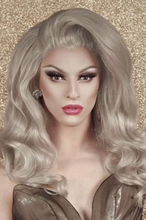 Miz Cracker