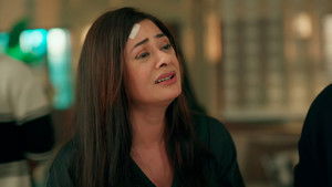 Aish Uses Manipulation